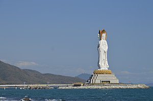 海南 三亚南山寺南海观音