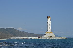 海南 三亚南山寺南海观音