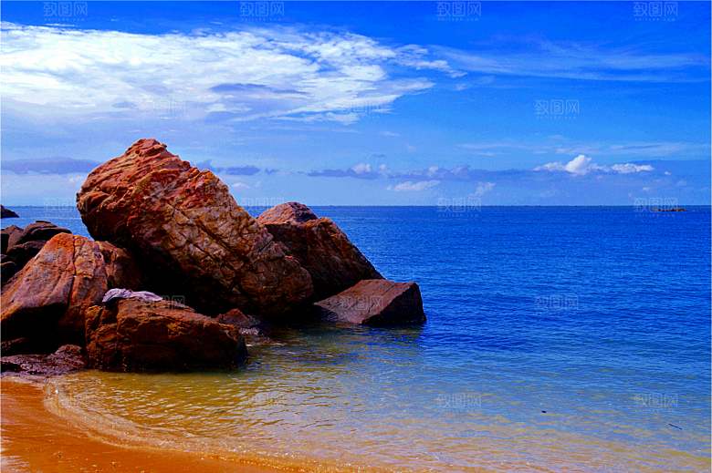 海南岛海边礁石自然风光