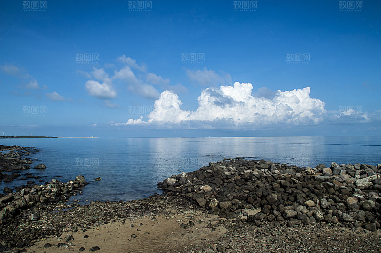 海南岛海边礁石自然风光