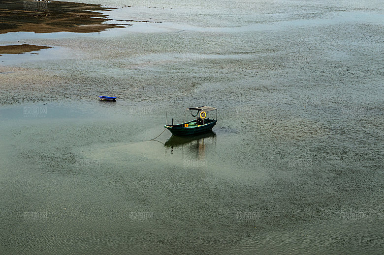 海南岛海边礁石自然风光