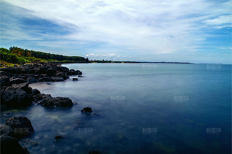 海南岛海边礁石自然风光