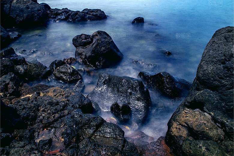 海南岛海边礁石自然风光