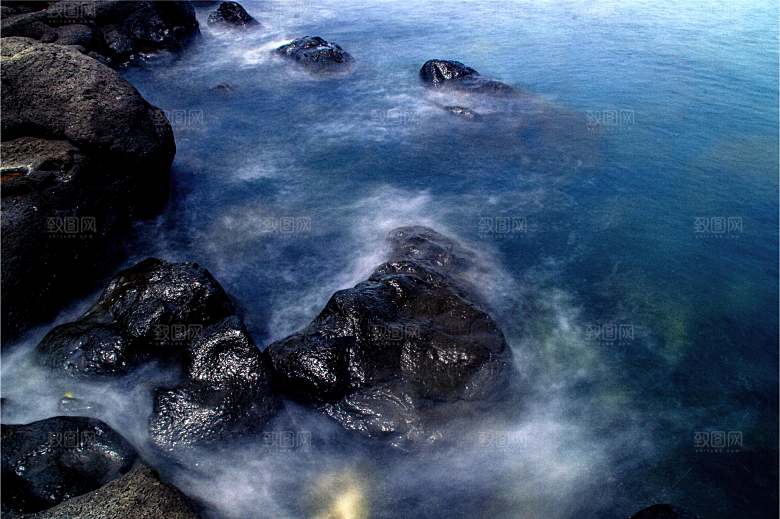 海南岛海边礁石自然风光