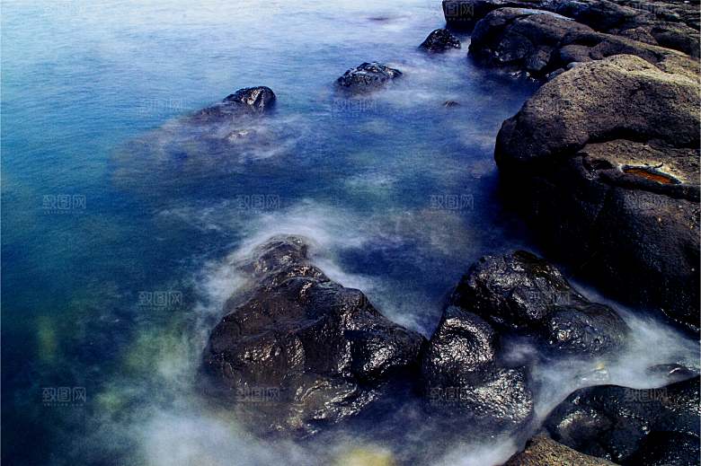 海南岛海边礁石自然风光