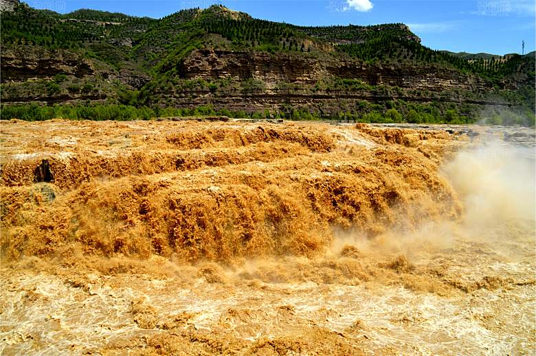 黄河壶口瀑布黄河水