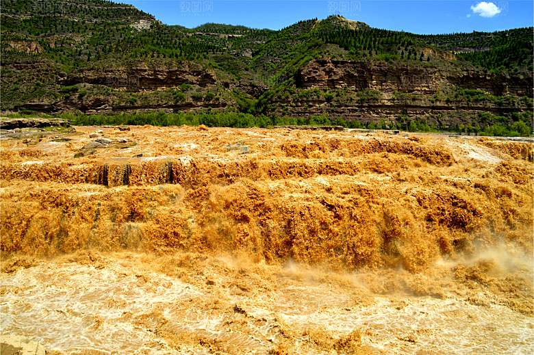 黄河壶口瀑布黄河水