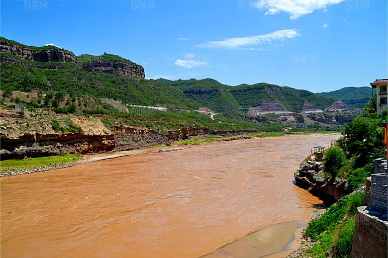 黄河壶口瀑布黄河水