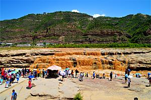 黄河壶口瀑布黄河水