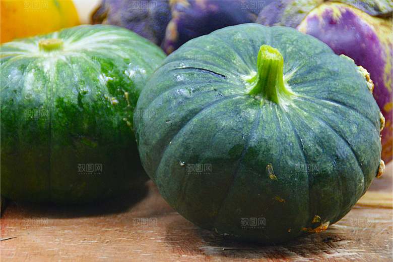 种子经太空遨游后种植的瓜果蔬菜
