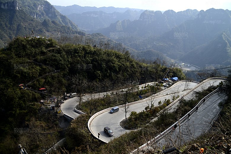 湖南湘西盘山公路