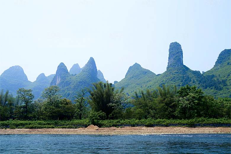 广西桂林山水好风光