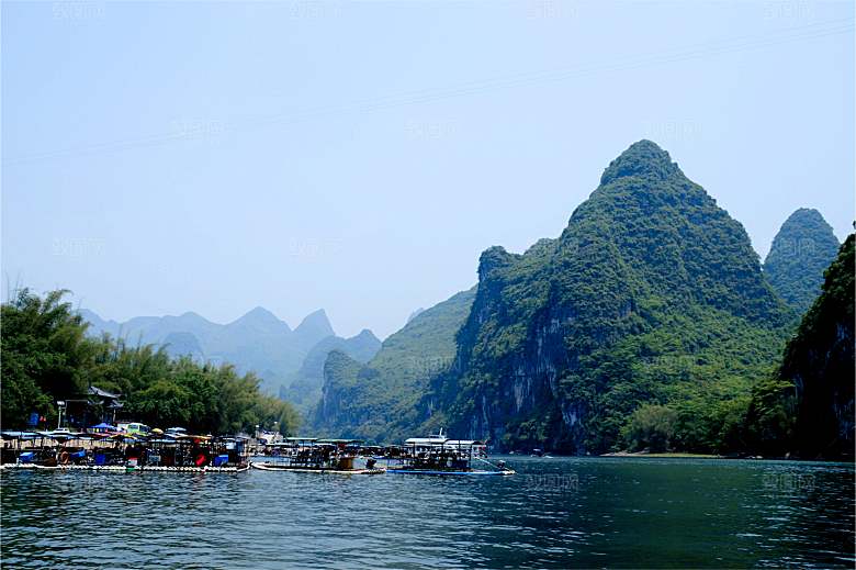 广西桂林山水好风光