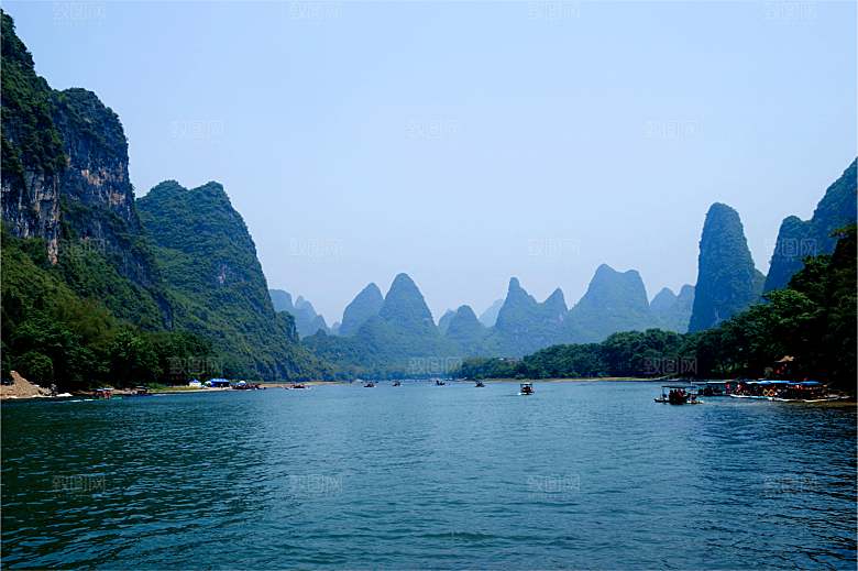 广西桂林山水好风光