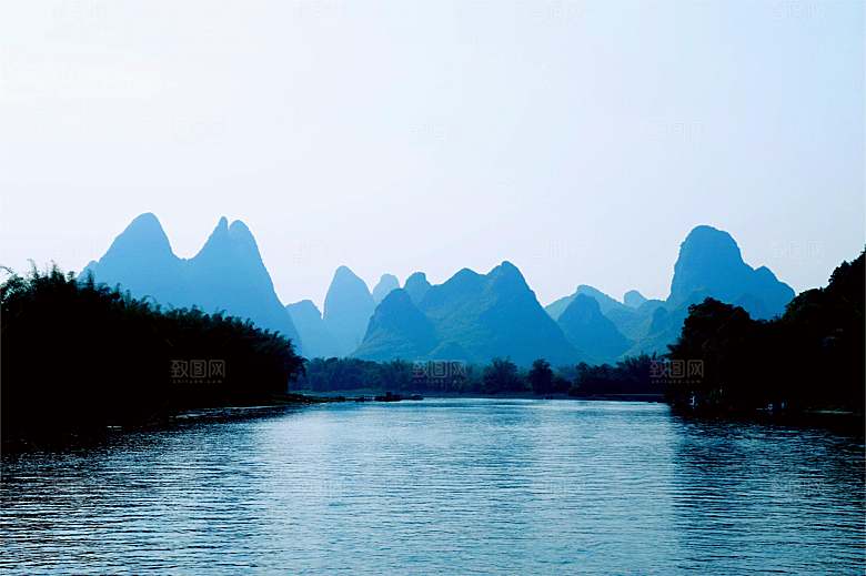 广西桂林山水好风光