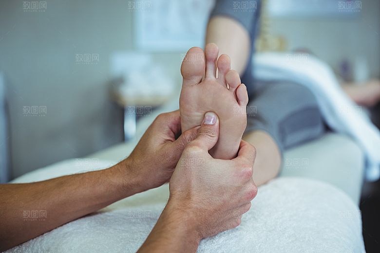 足浴足疗脚部按摩泡脚