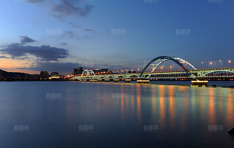 自然风光茶园湖泊城市建筑风景