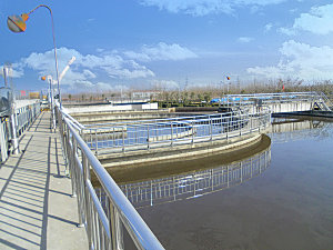 净水区域净水厂摄影图