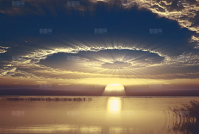 海边黄色余晖落日素材