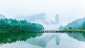清明节中国风山水风景画湖泊素材
