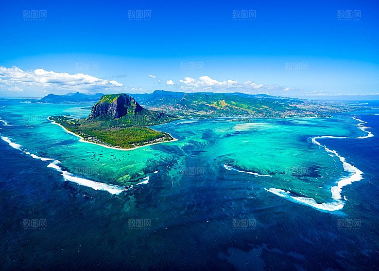 自然风景瀑布森林河流摄影