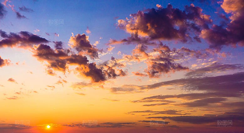 夕阳天空夜空火烧云摄影