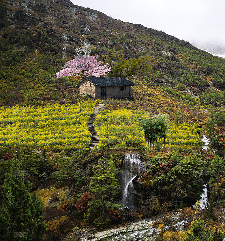 家乡乡愁茅草堂山里人家