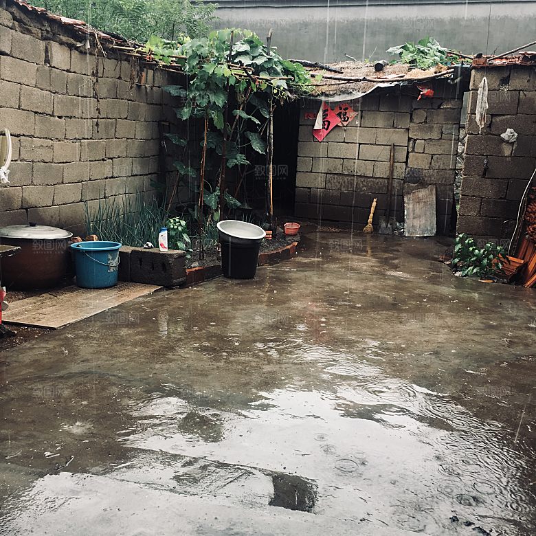 家乡流水小院草堂图片