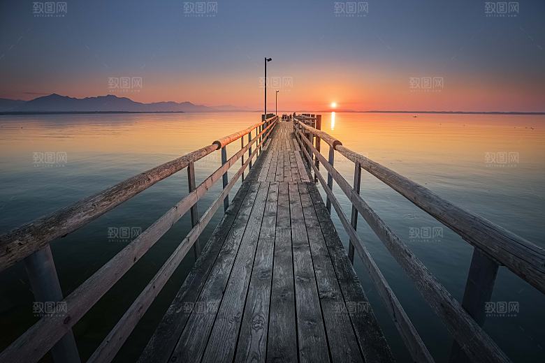 夕阳红色天空落日自然风景