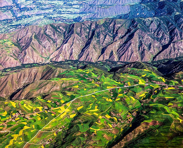 高原茶卡盐湖柴达木盆地海山峰