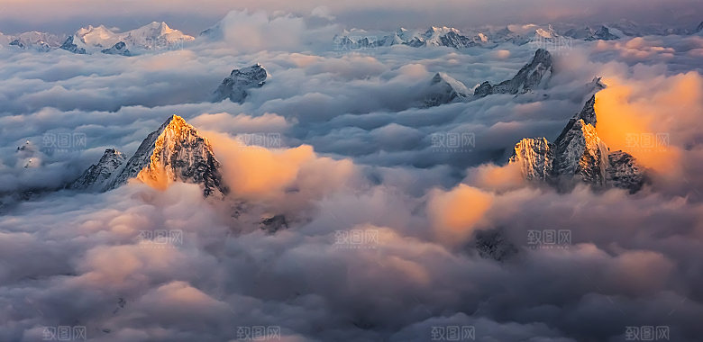 山峰山峦云雾布达拉宫雪山摄影