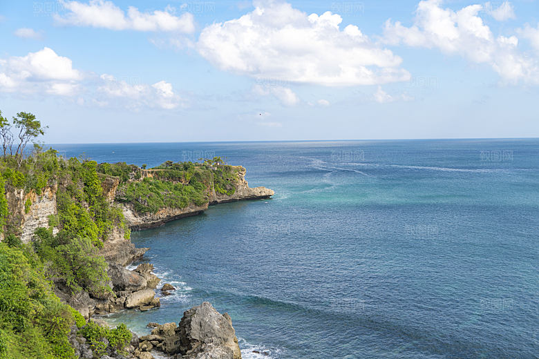 蓝色海边海岸海岛沙滩湖泊摄影