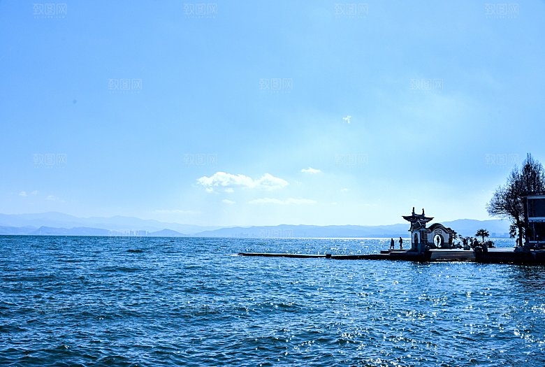 蓝色海岸海岛沙滩图片