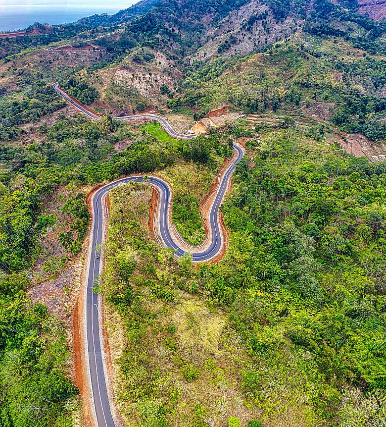 自然风景山峰山路山峦摄影