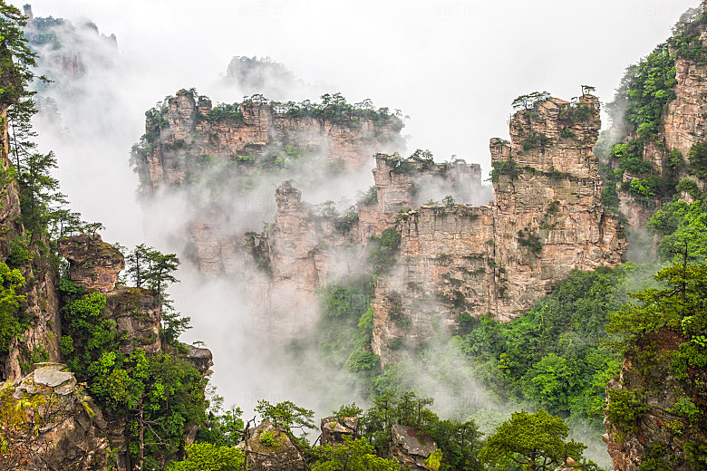 西藏大山山峰山谷山顶山地山峦