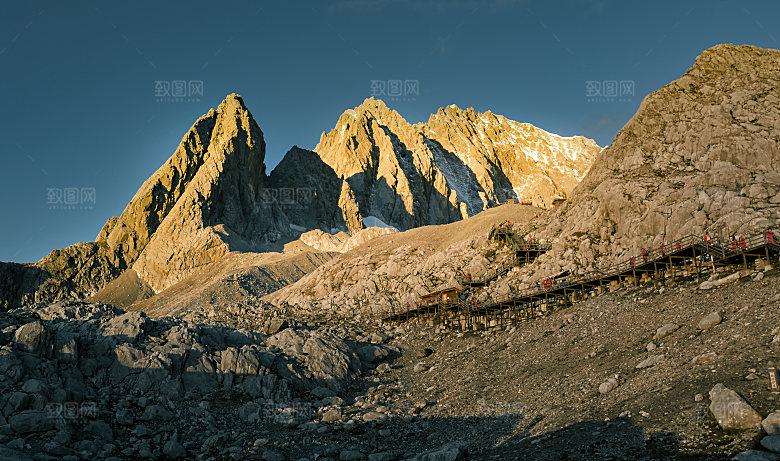 自然风景山峰山峦大山摄影