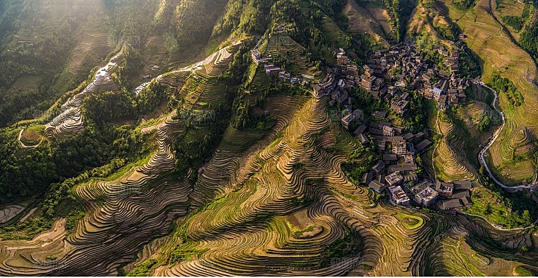 自然风景大山山峰山顶山地摄影