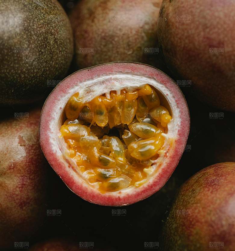 百香果切片特写摄影