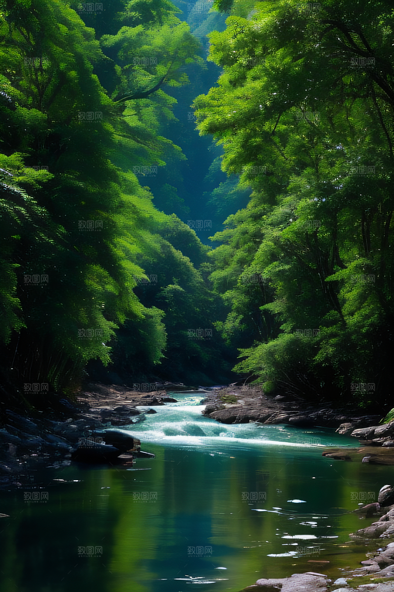 绿意盎然树木繁茂绿意盎然的山水风景