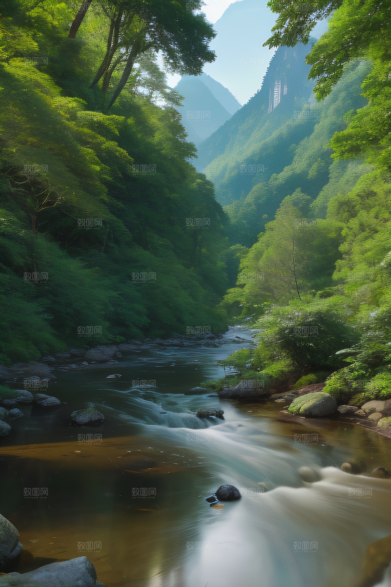 壮丽的自然景观高山深林和流水的完美融合
