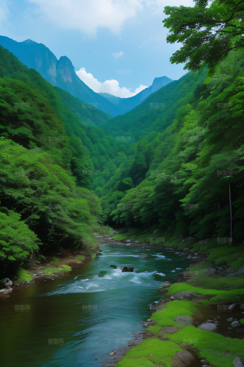 山水交融河水与山峦在一起创造出和谐的景象