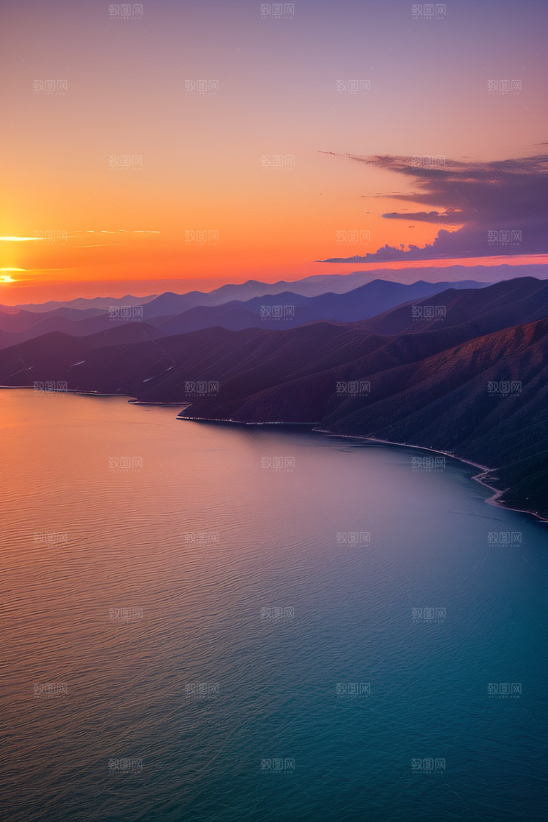 夕阳西下金色橙色和粉色的画卷