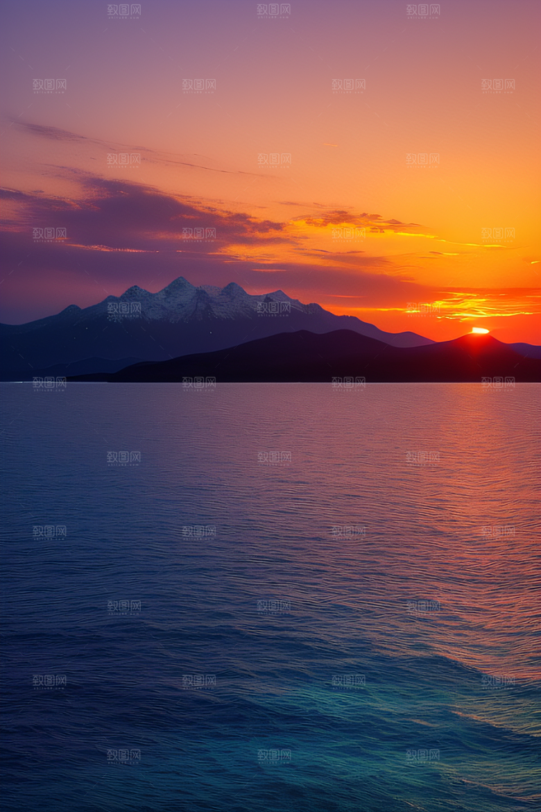 夕阳西下金色橙色和粉色的画卷