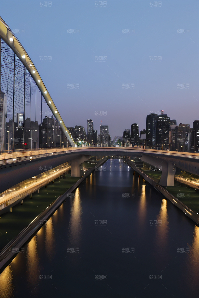 现代桥梁连接城市两岸
