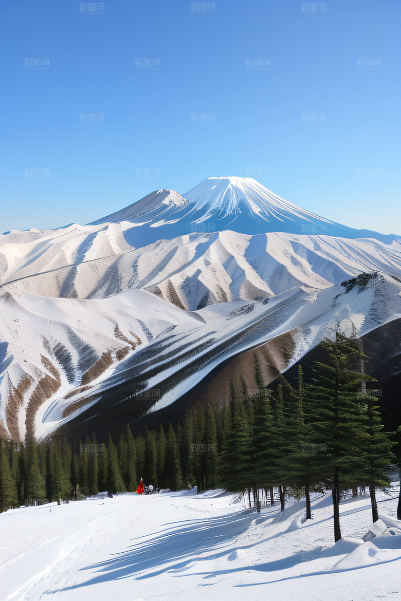 雪山两座神奇山峰的壮丽之旅