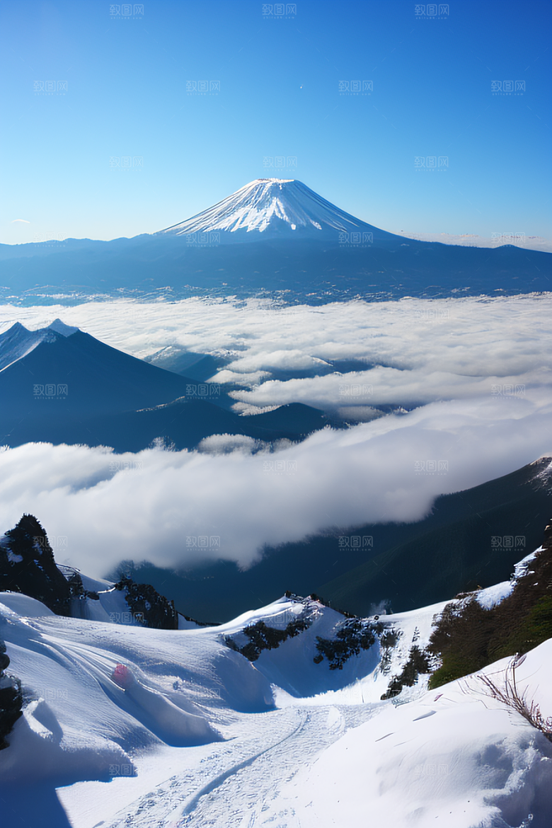 富士山与玉龙雪山两座壮丽山脉的震撼对比