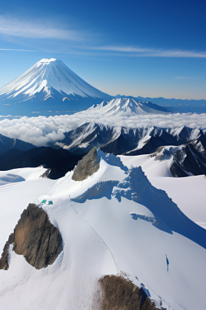 玉龙雪山云端仙境的壮丽景色