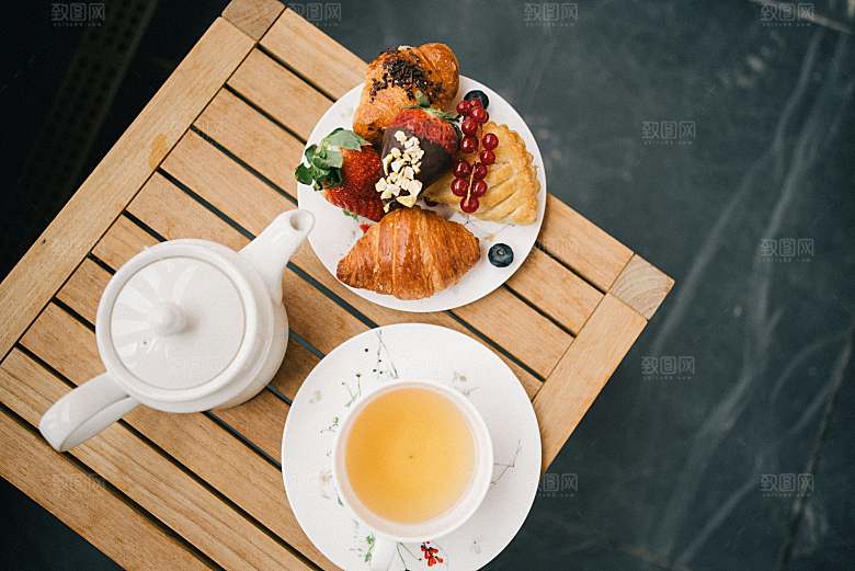牛角包早餐摄影素材