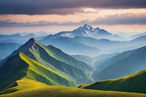 碧水清澈山顶溪流风光