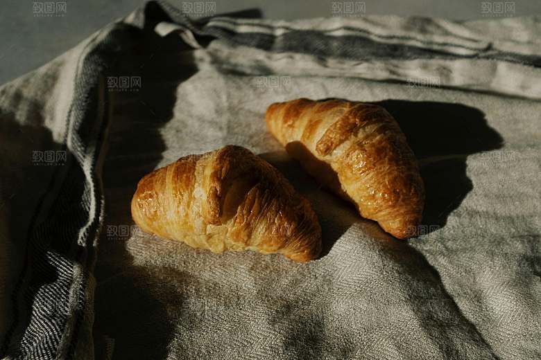 美食摄影可颂特写素材